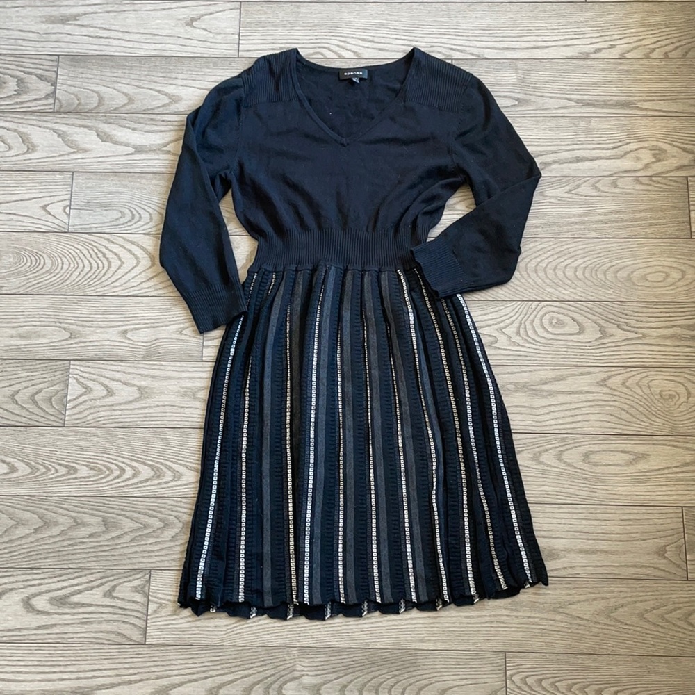 KNIT DRESS